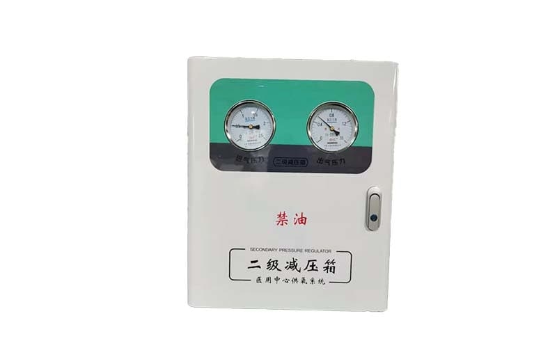 伊春中心供氧二级稳压箱